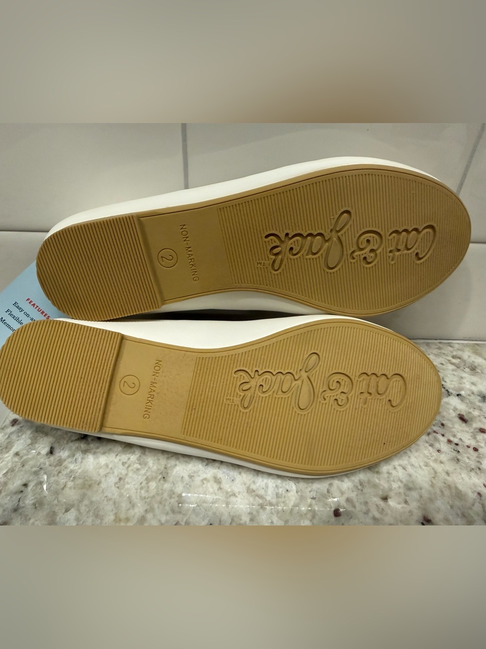Cat & Jack White Ballet Flats with Bow NWT - Picture 6 of 9